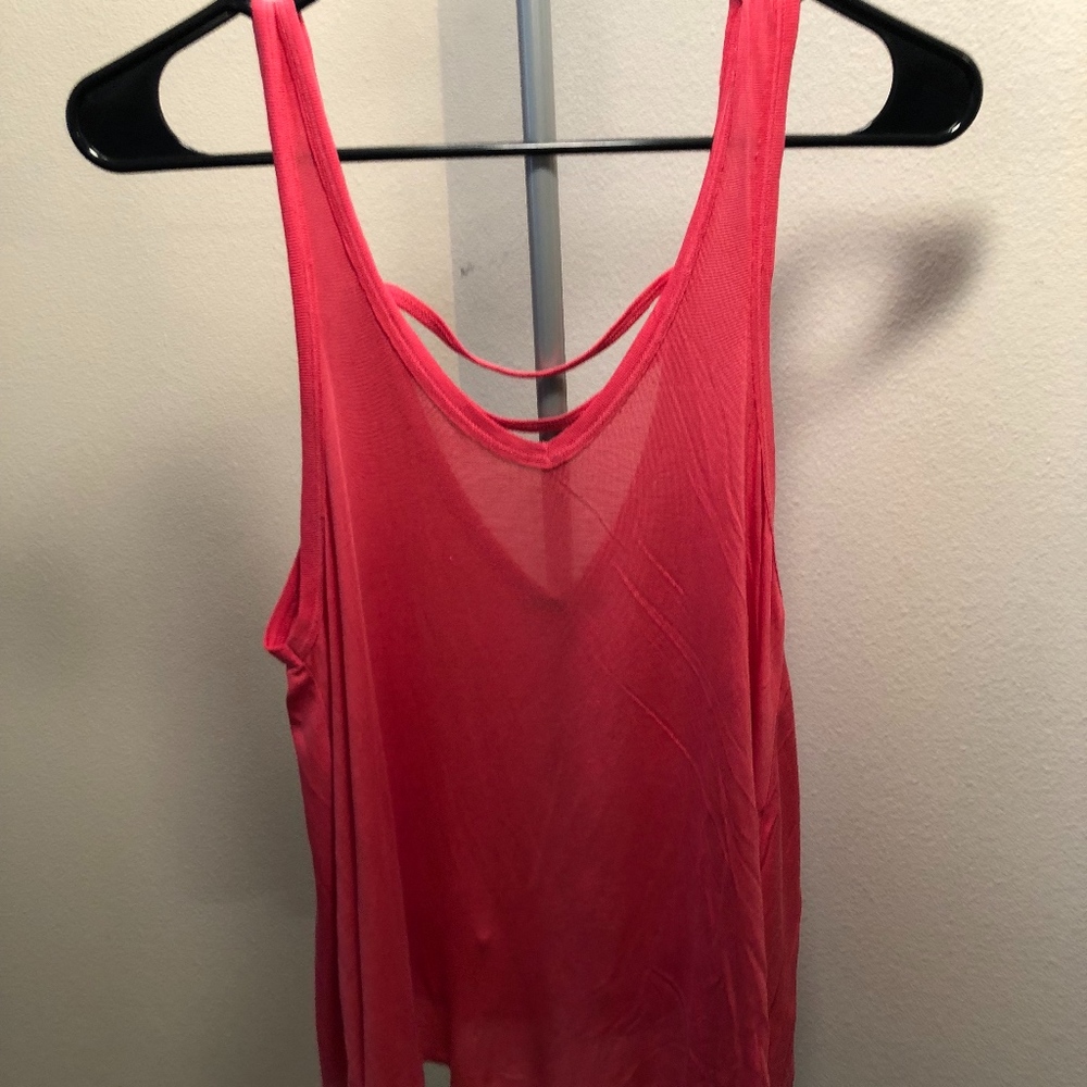 Pink tank top